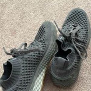 No Bull tennis shoes